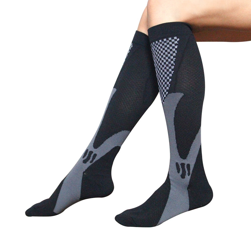 Chaussettes-de-compression-noir-gris